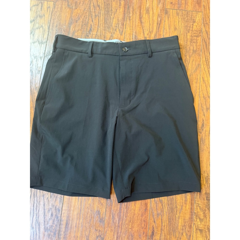 Walter Hagen Performance 11 Mens Black Golf Shorts Size 30 Flat Front Athletic